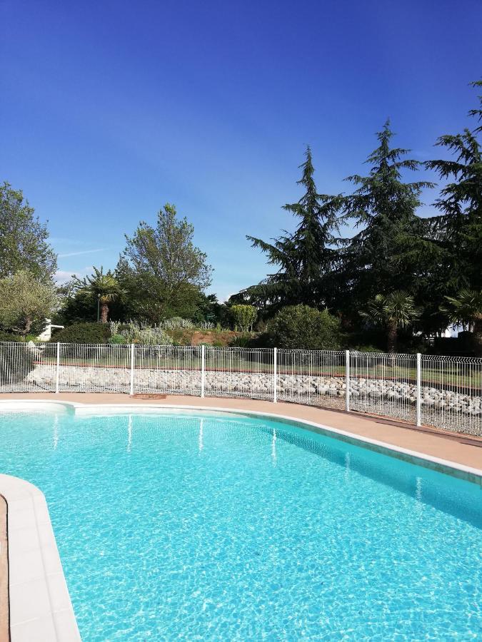 Chambre D'Hote Le Mercier Calmont  外观 照片